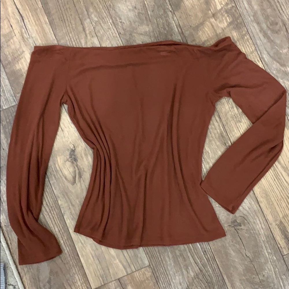 Off the shoulder